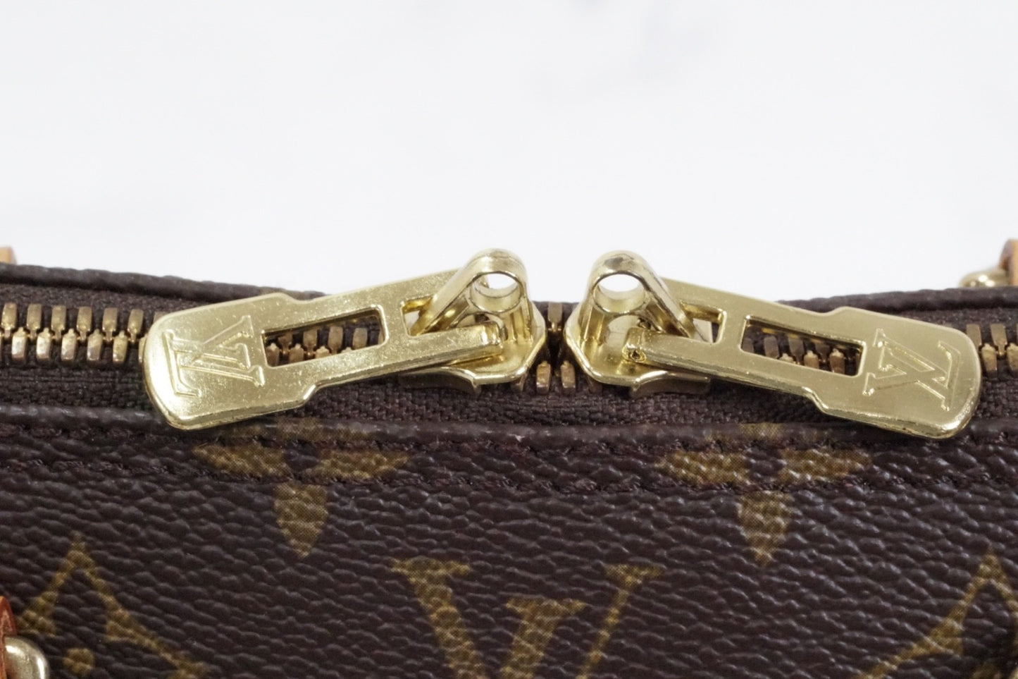 [Excellent] Louis Vuitton Monogram Alma PM Handbag M51130 Vintage Purse