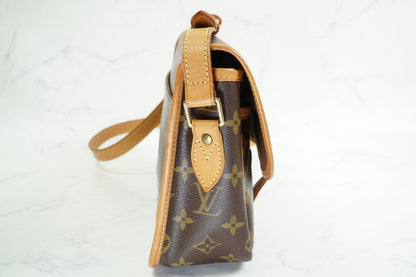 [EXCELLENT] LOUIS VUITTON Monogram Gibeciere MM Shoulder Crossbody Bag M42247