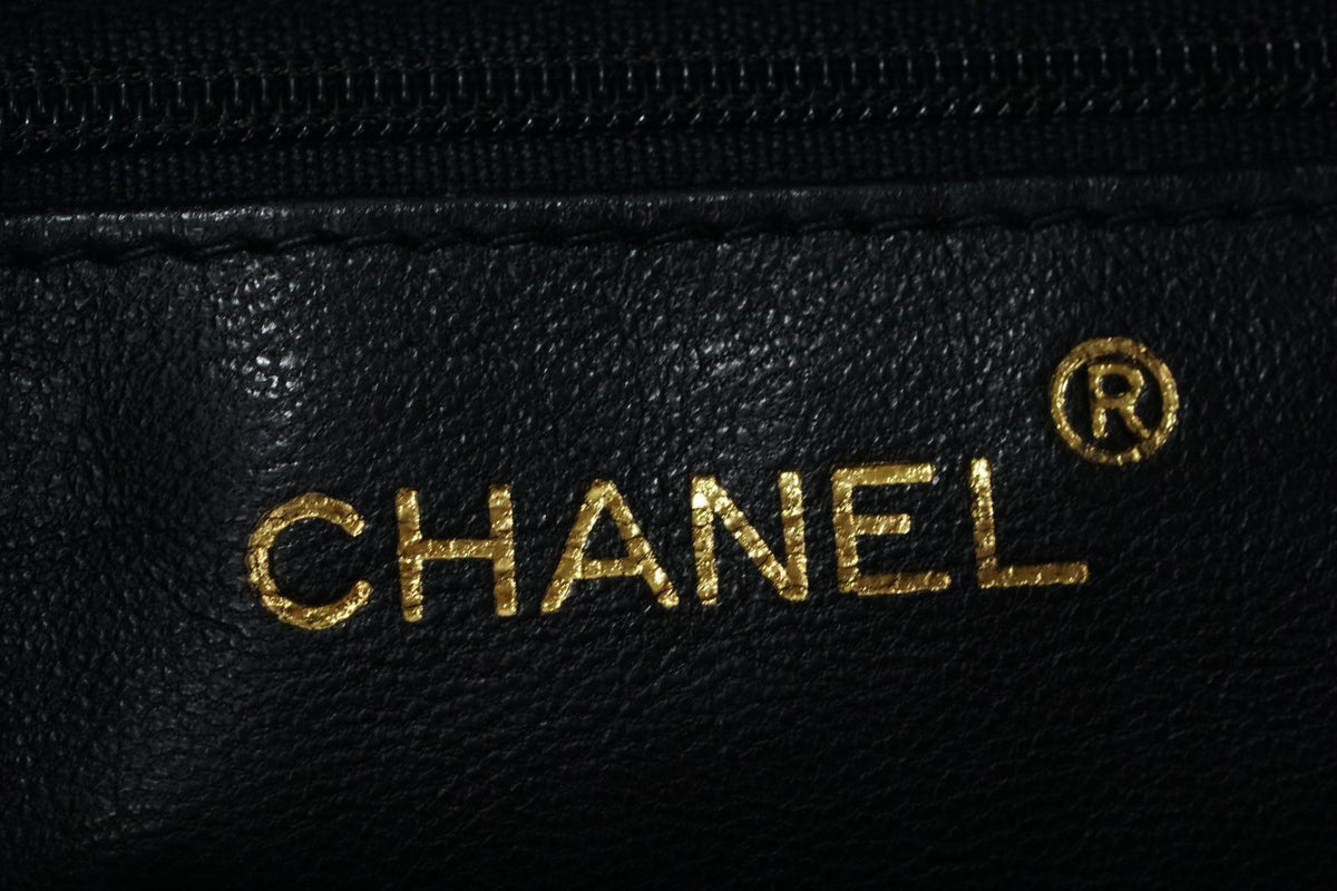 [Rank AB] CHANEL Matelasse Fringe Chain Shoulder Bag Black Lambskin Gold G Card