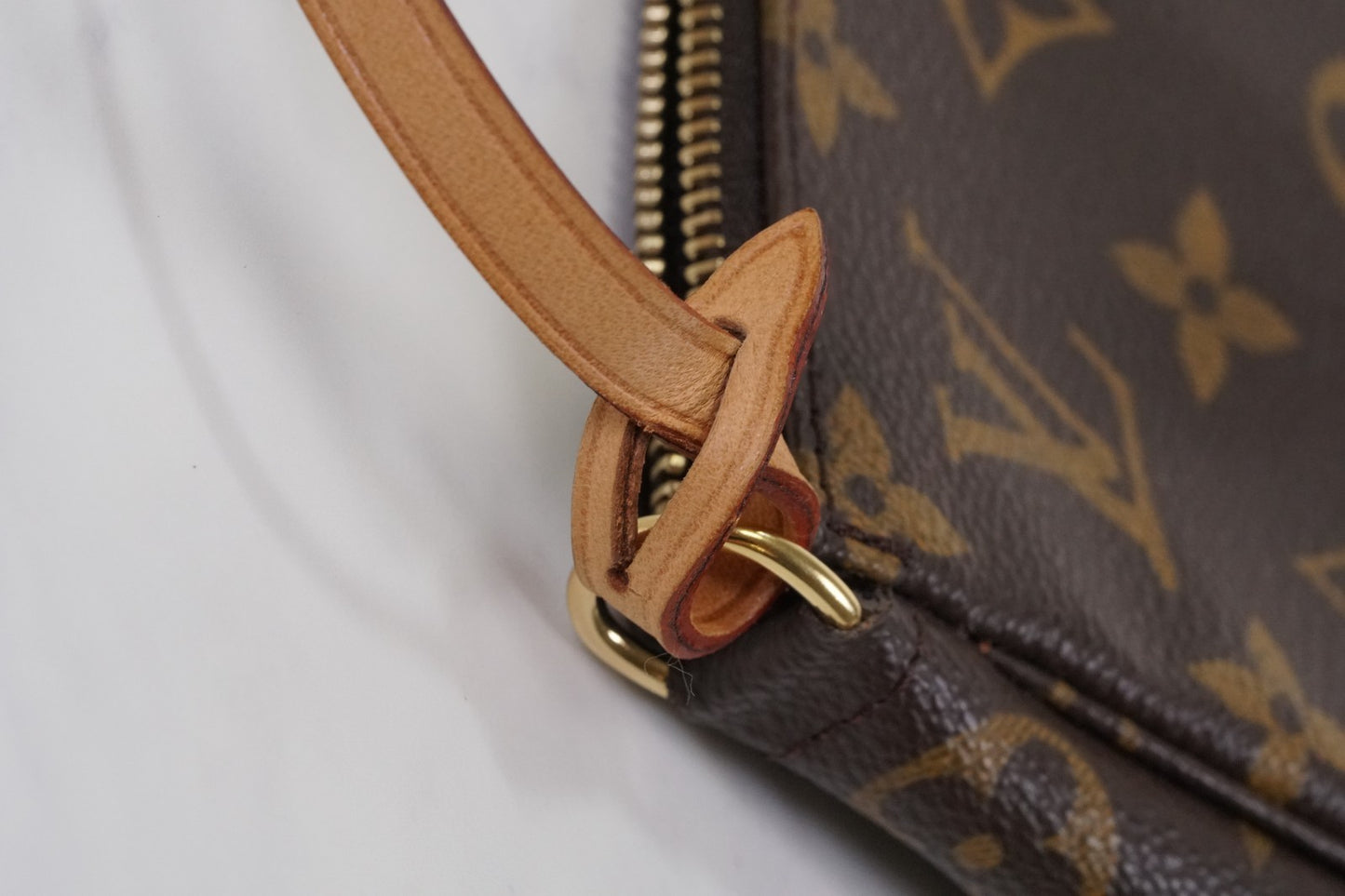 [EXCELLENT] LOUIS VUITTON Monogram Pochette Accessoires Hand Bag Brown M51980