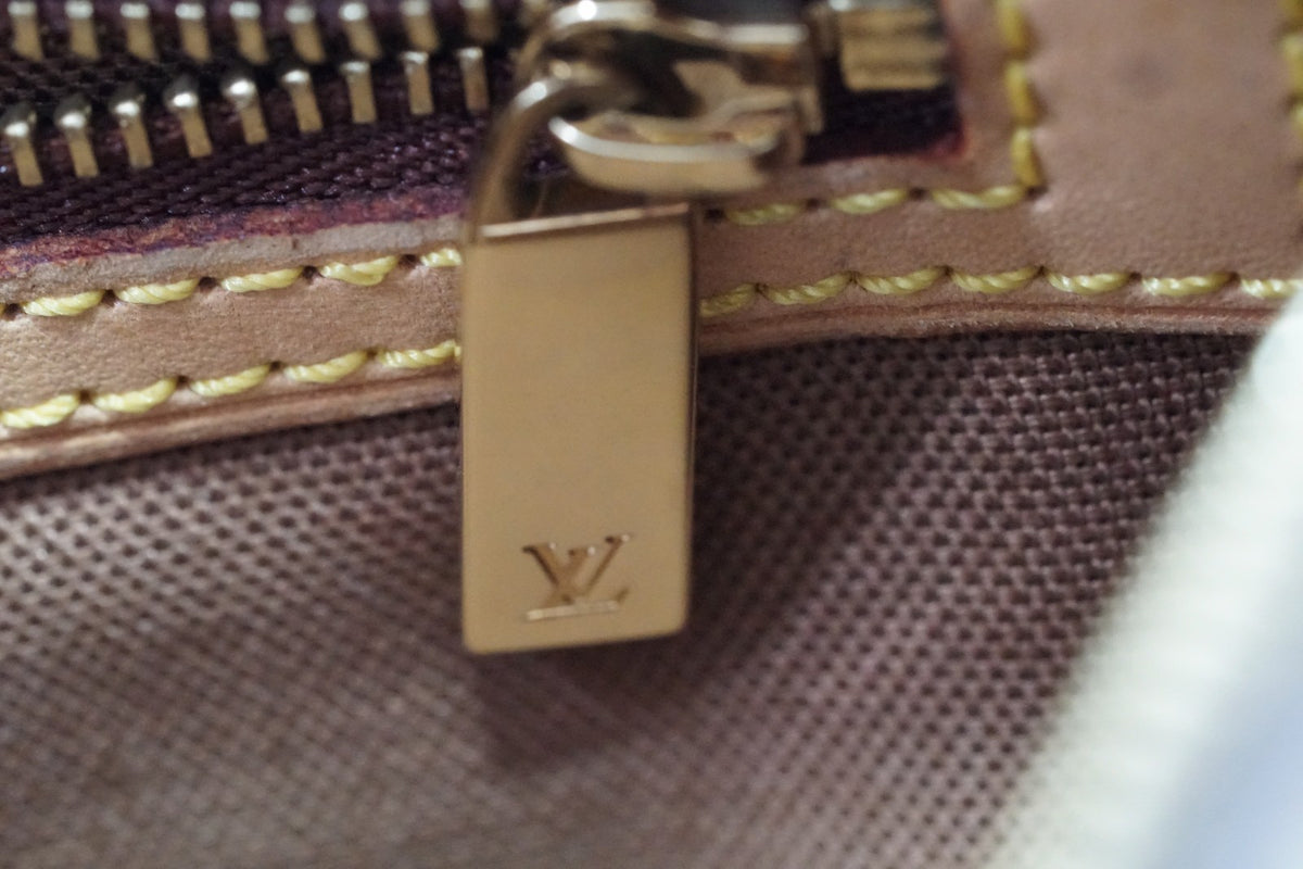 Louis Vuitton Monogram Trotteur M51240 Crossbody Shoulder Bag Vintage Authentic
