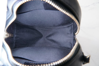 [EXCELLENT] CHANEL Matelasse Round Icon Charm Chain Shoulder Bag Leather Black