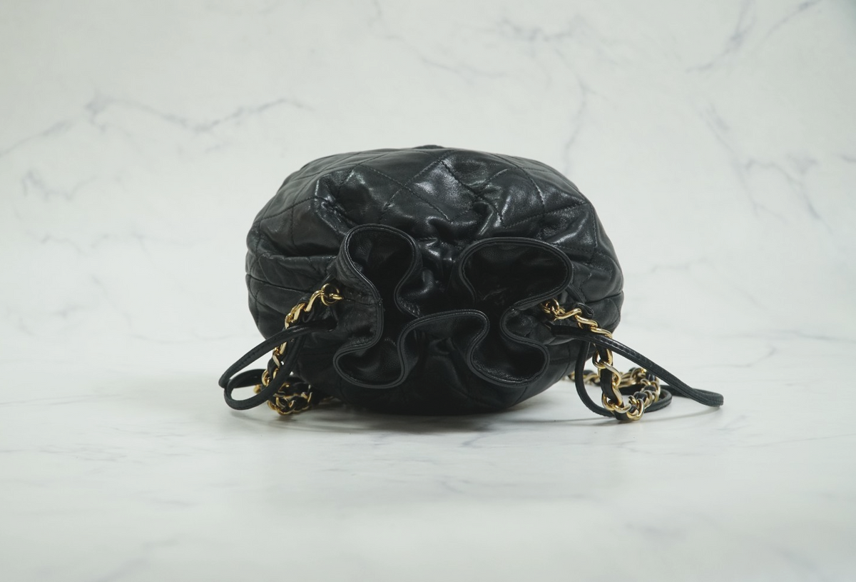 [AB] CHANEL Matelasse Quilted Drawstring Chain Shoulder Bag Lambskin Black Gold