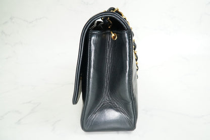 [VERY GOOD] CHANEL Vintage Diana Matelasse Chain Shoulder Bag Black Lambskin