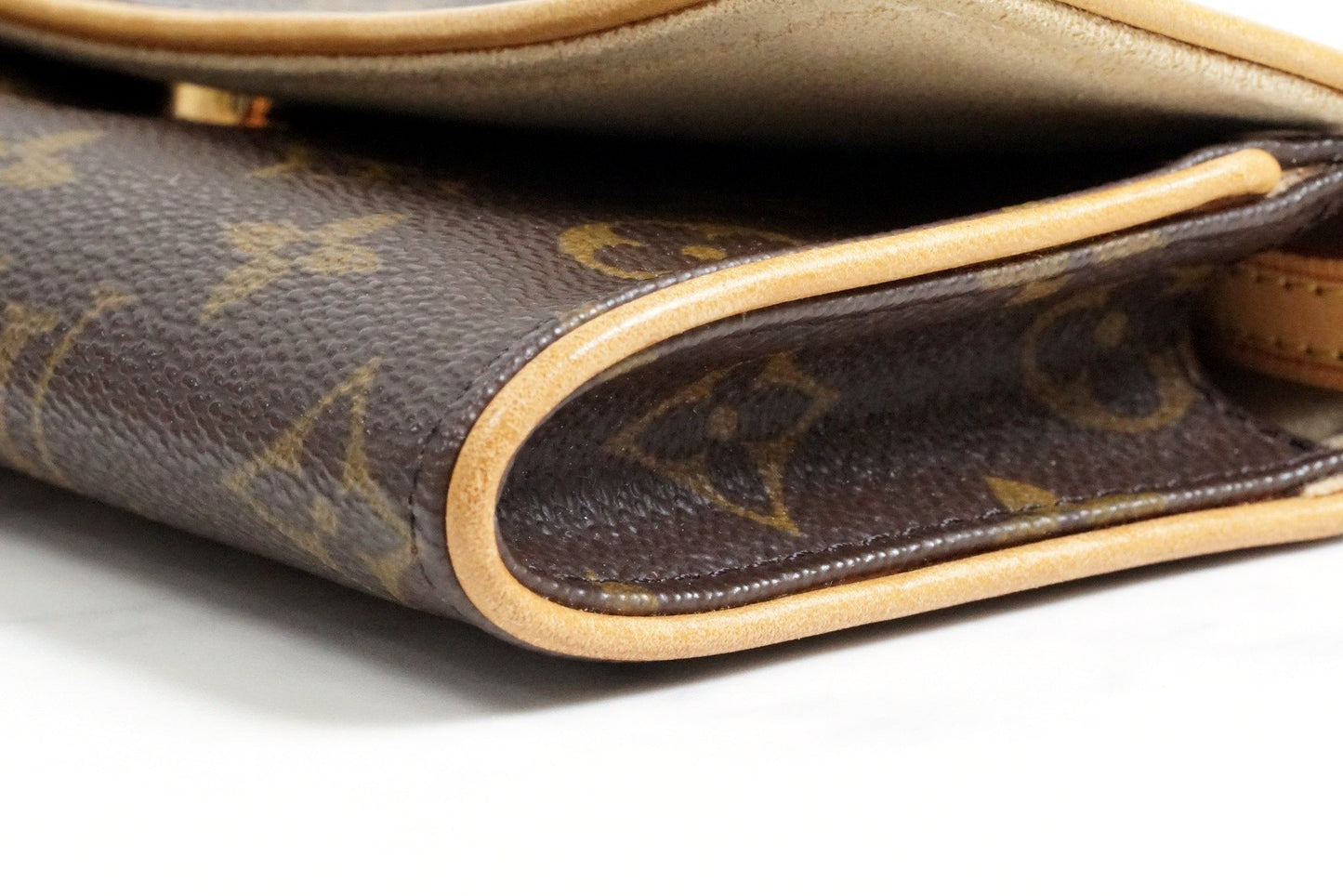 [Rank AB] Louis Vuitton Monogram Pochette Twin PM Shoulder Clutch Bag M51854