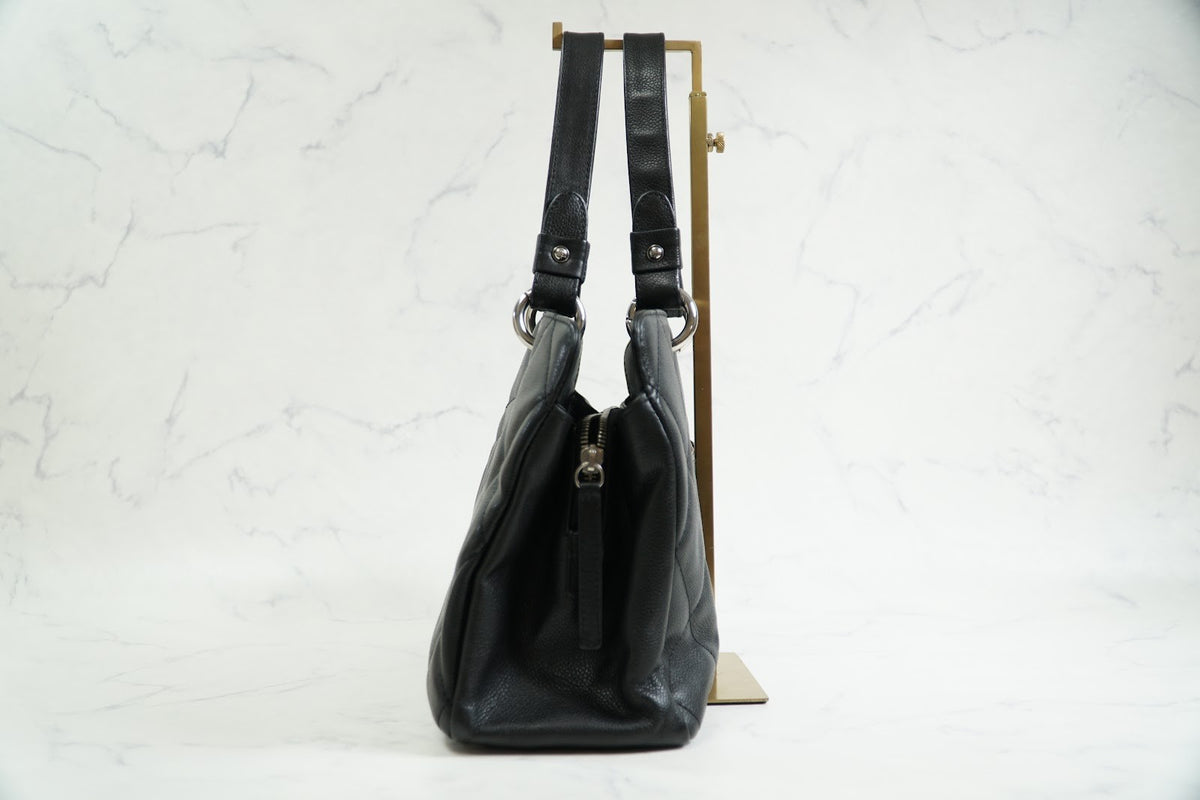 [Rank AB] CHANEL CC Logo Quilted Matelasse Caviar Leather Tote Handbag Black