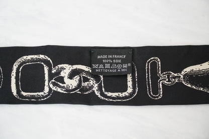 [Rank SA] Hermes Twilly Brides et Gris-Gris Silk Scarf Black With Box From JAPAN