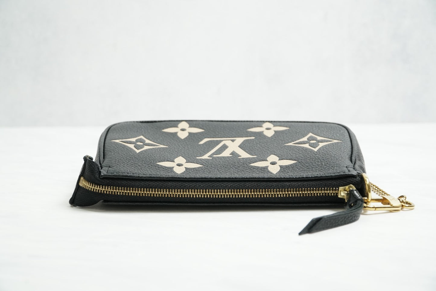 [Very Good] Louis Vuitton Empreinte Mini Pochette Accessoires Black Beige M80732