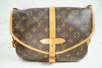 [Good] Louis Vuitton Monogram Saumur 30 Shoulder Bag M42256 Crossbody Vintage
