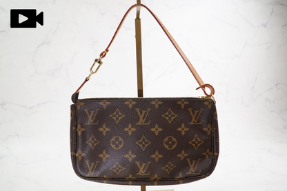 [EXCELLENT] LOUIS VUITTON Monogram Pochette Accessoires Hand Bag Brown M51980