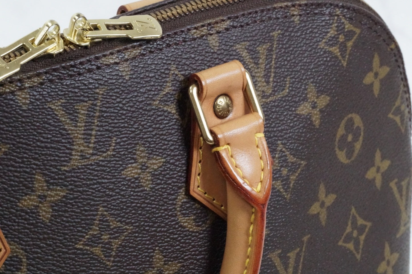 [Excellent] Louis Vuitton Monogram Alma PM Handbag M51130 Vintage Purse