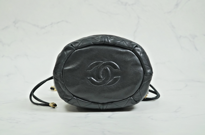 [AB] CHANEL Matelasse Quilted Drawstring Chain Shoulder Bag Lambskin Black Gold