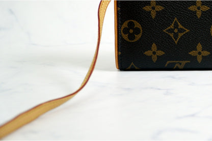 [Rank AB] Louis Vuitton Monogram Pochette Twin PM Shoulder Clutch Bag M51854