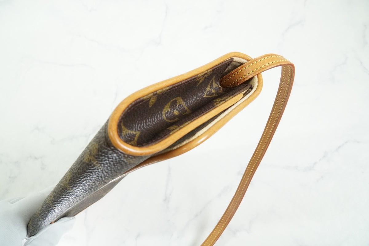[Excellent] Vintage Louis Vuitton Monogram Pochette Twin GM Crossbody Bag M51852