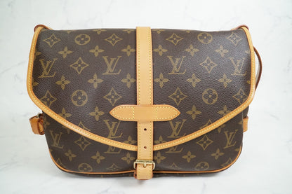 [Excellent] Louis Vuitton Monogram Saumur 30 Shoulder Bag M42256 Vintage Auth