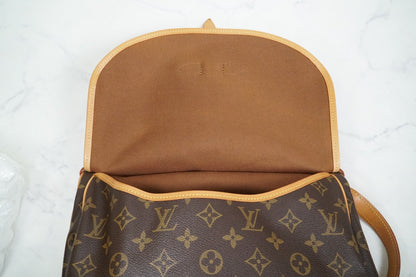 [Excellent] Louis Vuitton Monogram Saumur 30 Shoulder Bag M42256 Vintage Auth