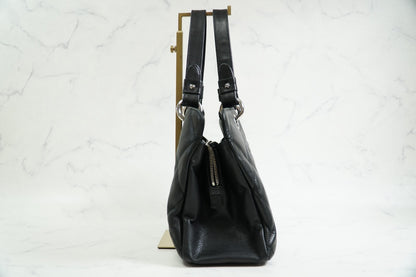 [Rank AB] CHANEL CC Logo Quilted Matelasse Caviar Leather Tote Handbag Black