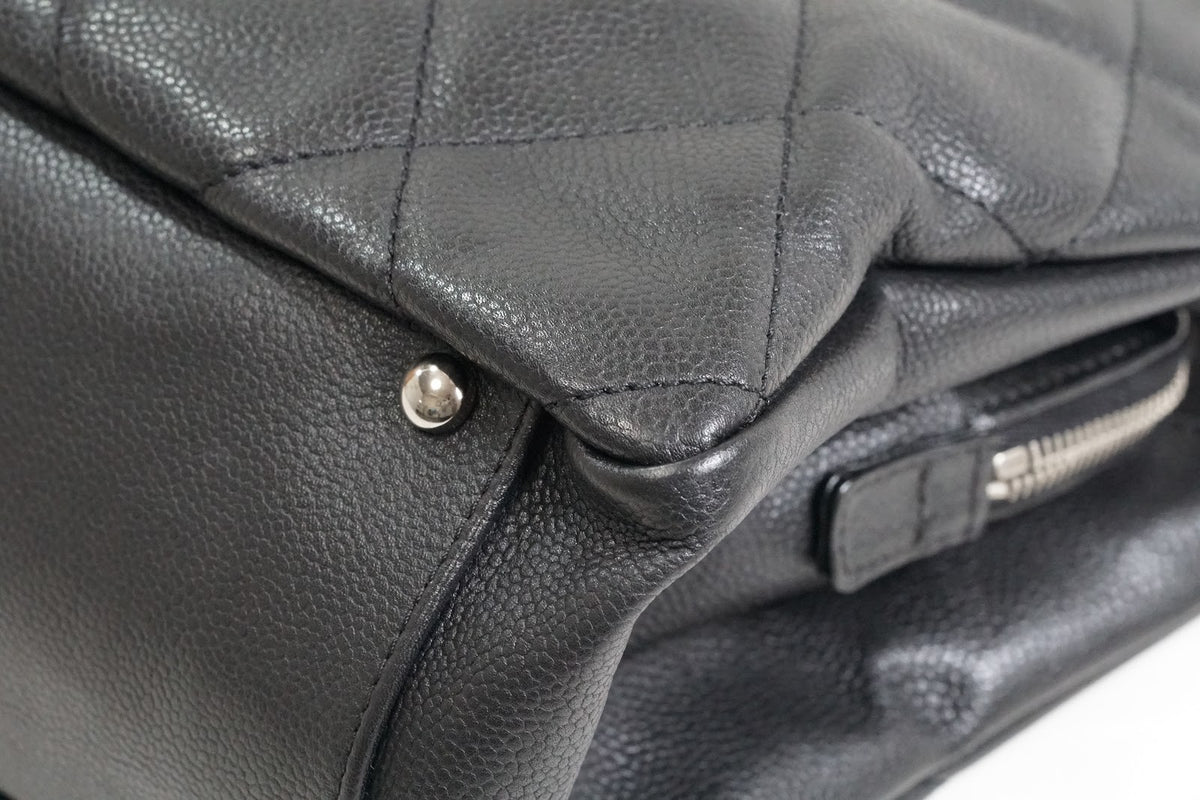[Rank AB] CHANEL CC Logo Quilted Matelasse Caviar Leather Tote Handbag Black
